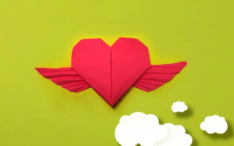 【折纸】可爱的天使之心折纸,带翅膀的心形折法,非常浪漫的折纸作品