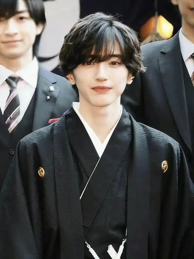 生图好抗打 米七成人礼快乐啊.#道枝骏佑 #帅哥 #颜值  - 抖音