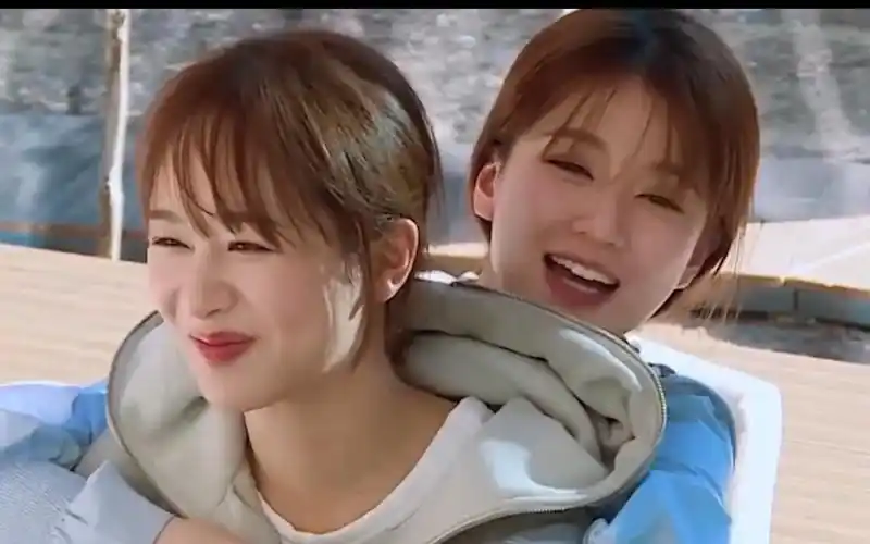 乔欣#杨紫关系有多好,同吃一碗面,乔欣还暴料隆胸