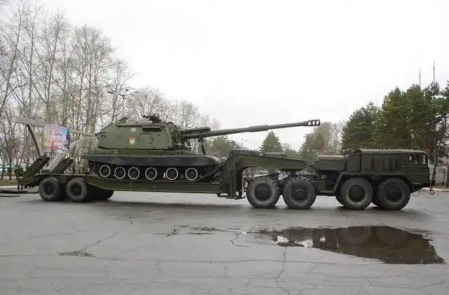 世界军用拖车系列之十二:苏/俄罗斯maz-537