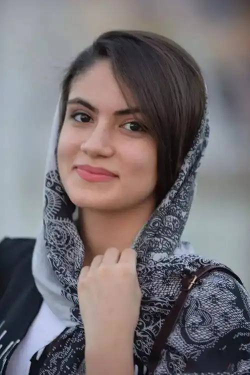 戴头巾的波斯女人