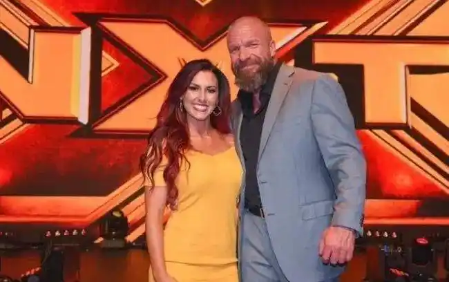 wwe解雇布朗斯特劳曼等巨星_拉娜