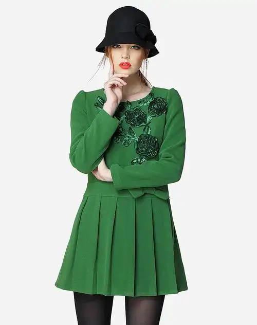 春季绿色连衣裙