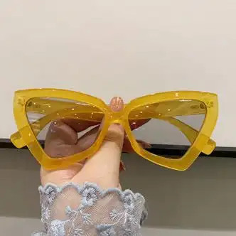 眼镜女潮太阳镜三角凹造型网红圆脸强光猫眼茶色网红墨镜橘框浅灰片