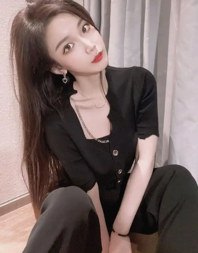 王者荣耀解说小鹿美图集锦