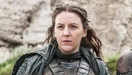 琼恩_异鬼_龙妈