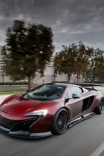 迈凯轮mp4 12c红色超级跑车高速 iphone 壁纸