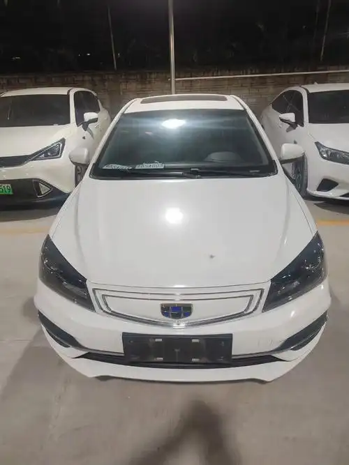 吉利帝豪ev450.一口价:3.6万高配带天窗,有瑕疵. 1 - 抖音