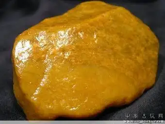 哪个公司拍卖田黄冻石收前期费用