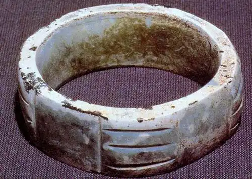 夏商时代的玉器