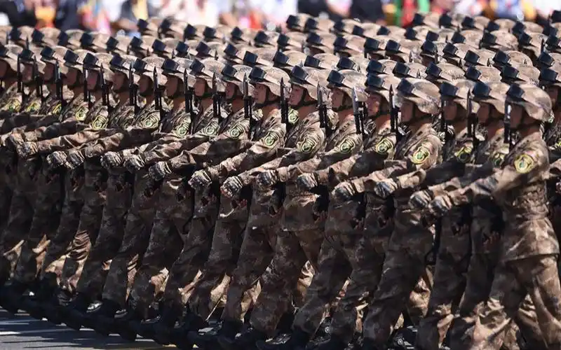 劈枪阅兵分列式最帅动作