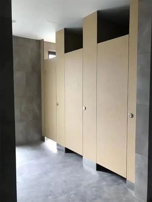 河北卫生间隔断 公共卫生间隔断材料 厕所隔断门 公共卫生间隔断吊顶