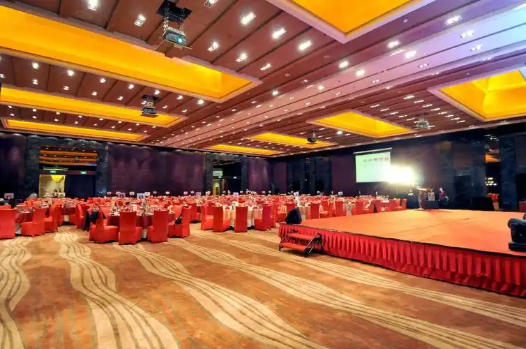 年会会场布置图片元旦晚会会场布置