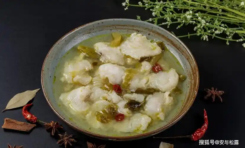 原创自制酸菜龙利鱼,酸爽开胃,没有鱼刺吃着过瘾,做给孩子吃也放心