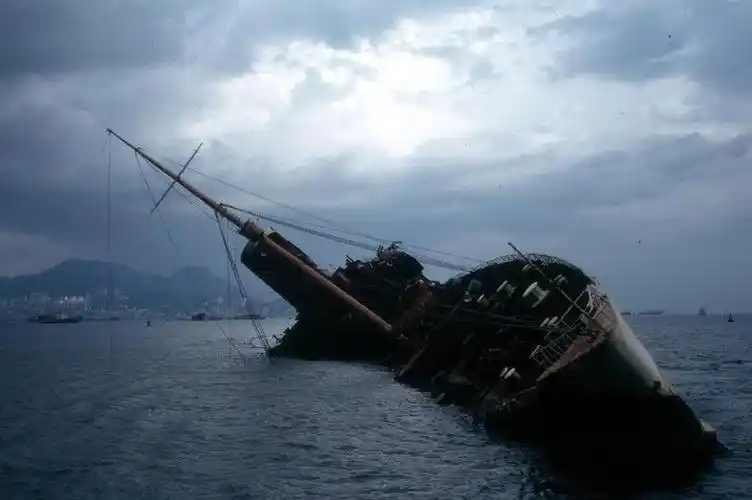 韦斯科沃团队于去年发现的,第二次世界大战中美国的约翰斯顿号驱逐舰