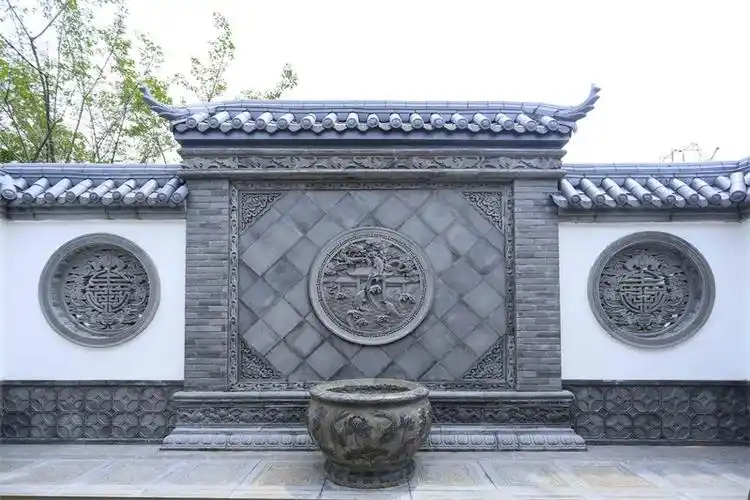 上海中式别墅庭院,砖雕影壁墙有什么作用?