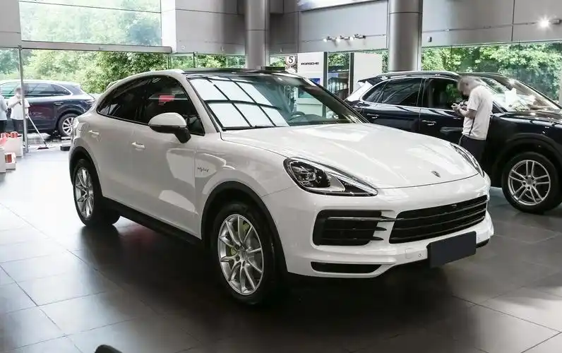 抢先看2021款保时捷卡宴e-hybrid国内正式上市