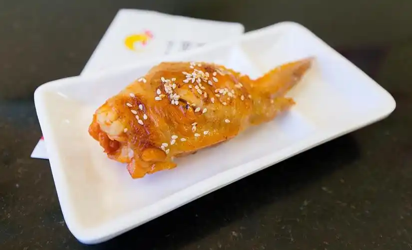 十里香鸡翅包饭