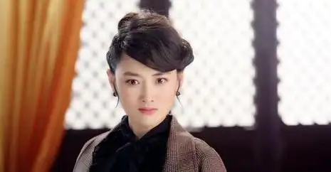 陈洁的演技之路,充满了起伏和坚持,值得我们深入探讨.