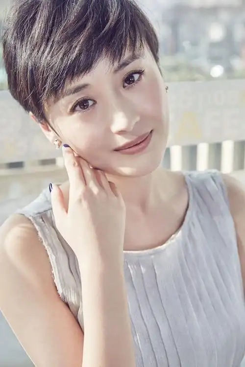 美女明星傅淼的图集