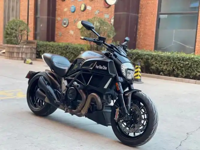 16号街区二手摩托车杜卡迪大魔鬼