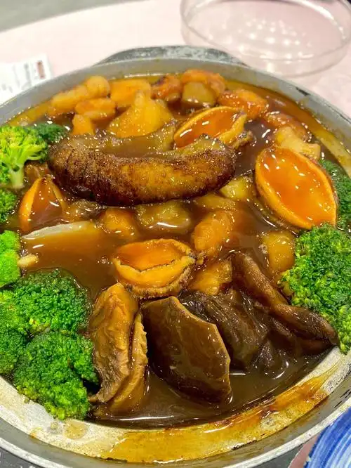 海鲜煲你们有没有吃到过看起来很好吃的菜