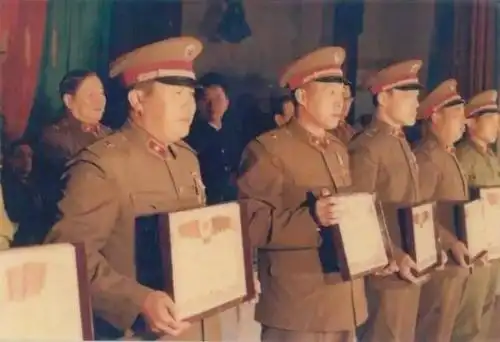 董老爷子永别了!将军遗体告别仪式今日在南京举行