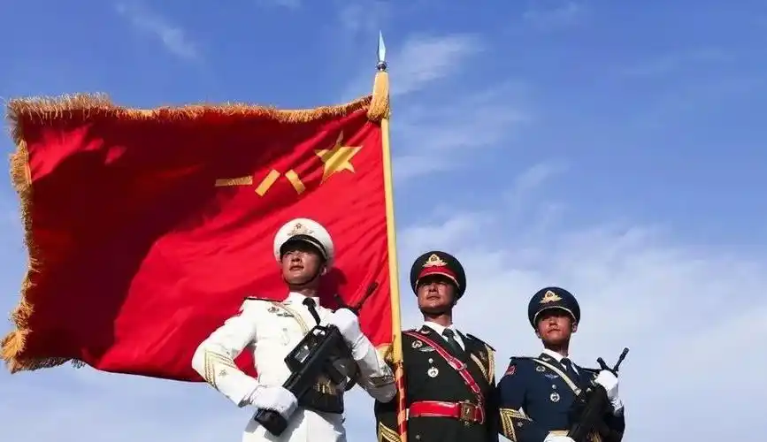 八一征文威师震怒狂涛起七律