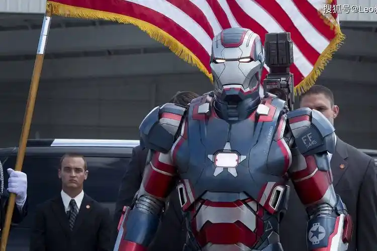 钢铁侠3小辣椒被注射病毒托尼炸毁钢铁军团舍命相救