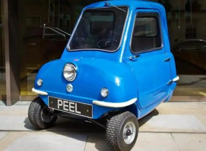 世界上最小的汽车,可以直接扛回家里,花15万买它值?