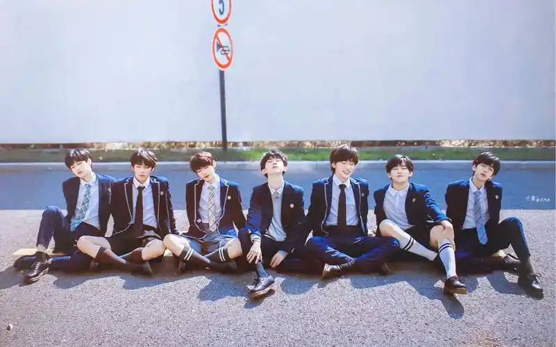 【时代少年团】10月pb拍摄花絮《少年 浮》_哔哩哔哩 (゜-゜)つロ