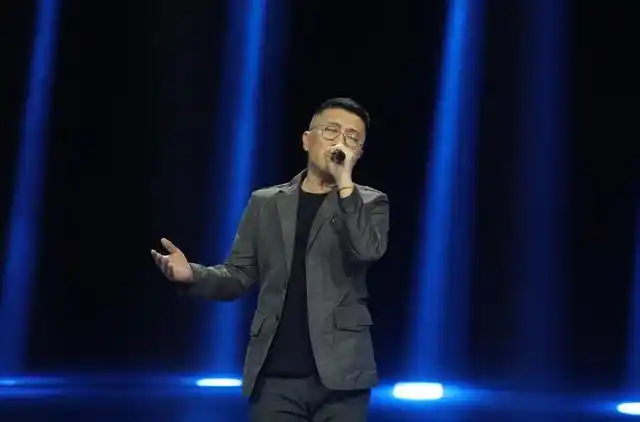 庞龙唱未发新歌《给你》,太意外了——这悠远纯净的民谣味儿