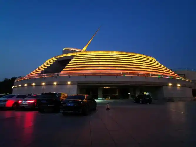 随拍.中华世纪坛