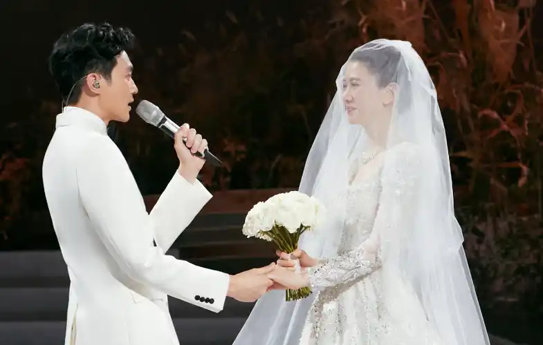 《披哥2》五公淘汰赛,王大陆金瀚被淘汰,吴克群组全员晋级_哥哥_节目