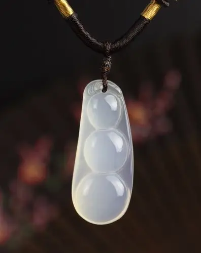 玉髓大豆荚吊坠附证书