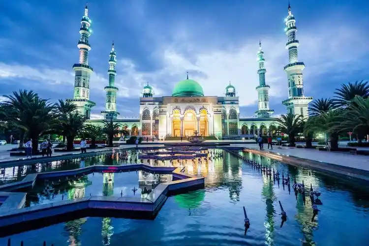 沙甸,云南的建筑奇迹,真的太美了_清真寺