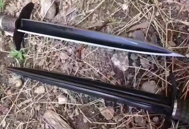 时代的抛弃物,三棱刺刀最终走下神坛,被部队所淘汰_三棱军刺_武器
