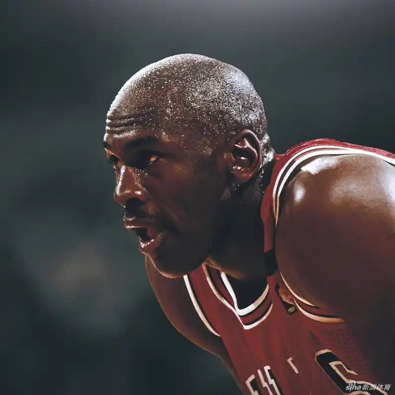 乔丹《最后之舞》海报:公牛王朝谢幕 飞人铸就传奇_高清图集_新浪网