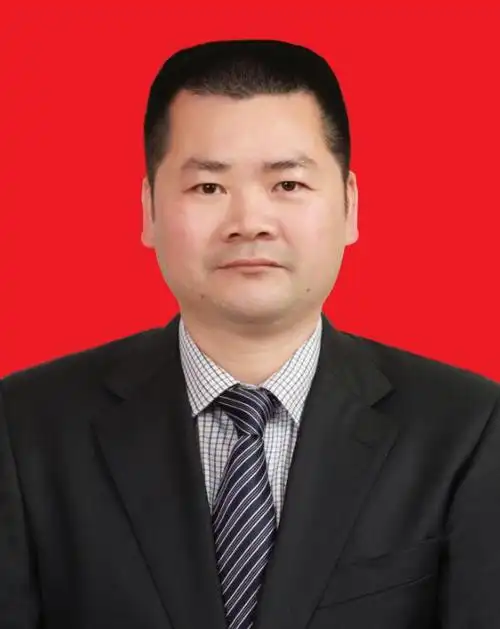 揭阳市揭东区人民政府副区长,农工党揭阳市委员会副主任委员张木奋