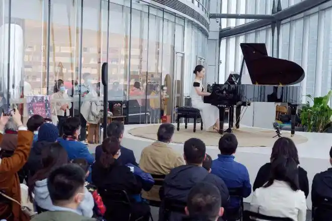 上海最高书店今年最后一场音乐盛宴来了九位海归钢琴家奏响