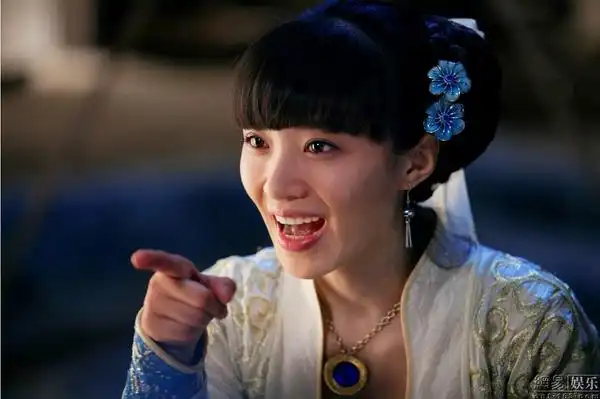 海报剧照剧情:  玄素庄庄主石清和夫人闵柔生有两个儿子.