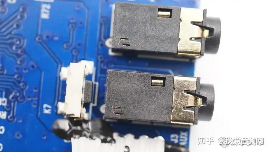 一键对唱智能ai降噪唱吧k歌宝小巨蛋麦克风g2pro拆解报告