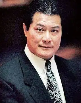 他是张学友的岳父,谢贤的弟弟,连向华强都不敢招惹他