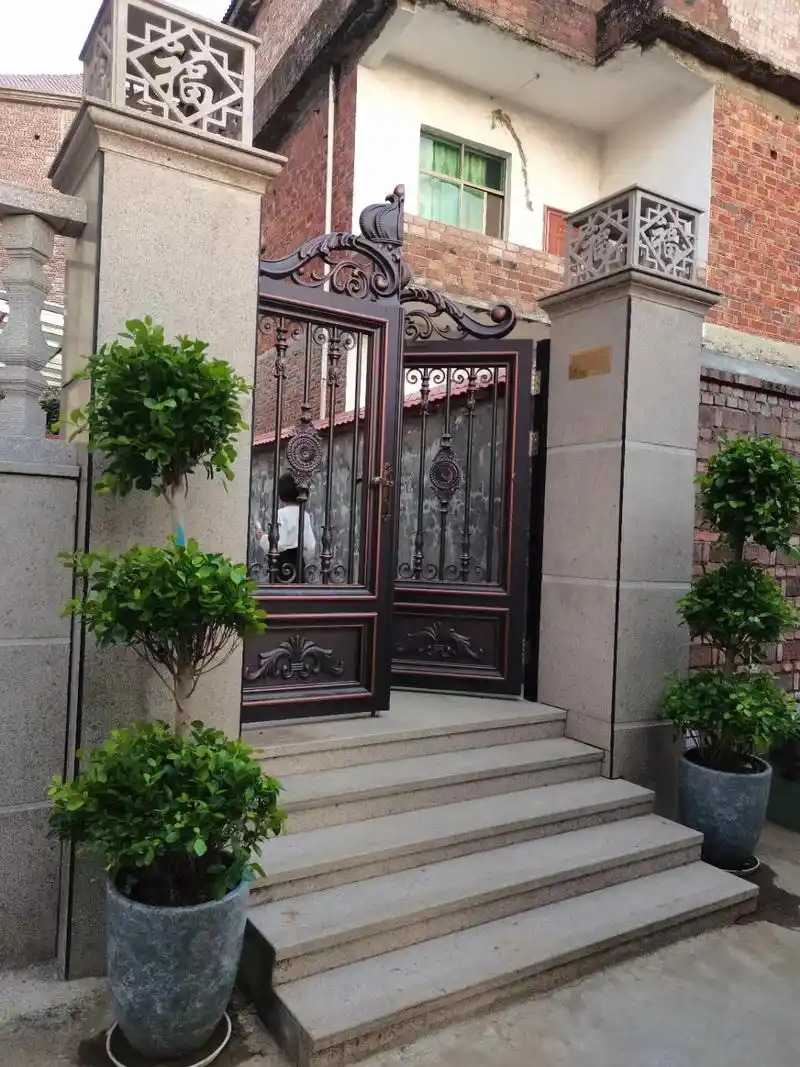 别墅自建房大理石大门围墙门柱,庭院门柱.