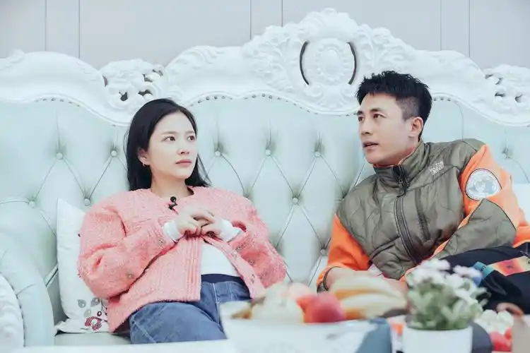 婆婆和妈妈2杜淳贴心给王灿洗脚王灿孕肚照曝光