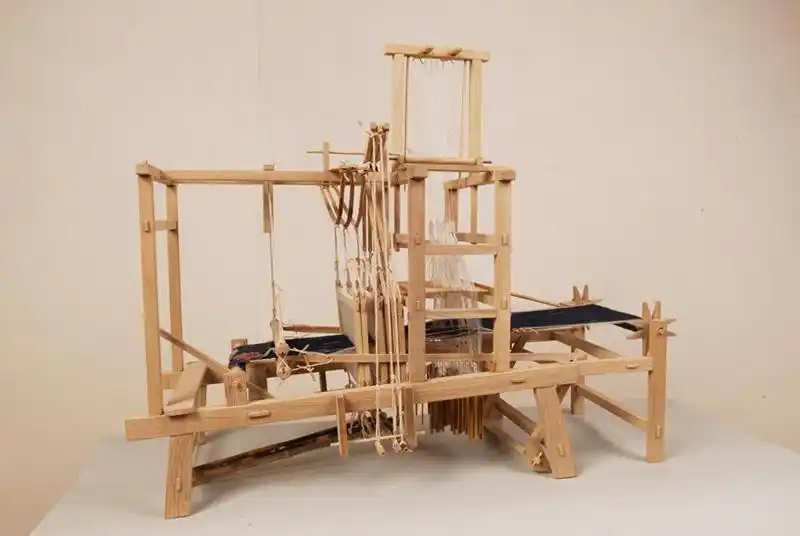 一棵圣树一只天虫创造的中国故事带您逛逛中国桑蚕丝绸文化展二