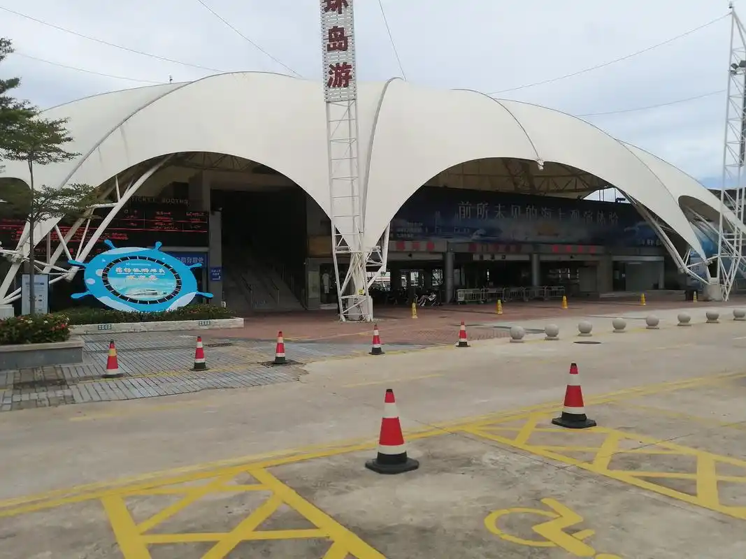 珠海湾仔旅游码头,海上夜游的首选