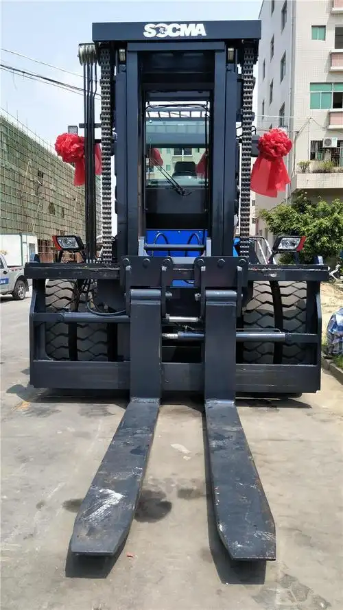 内燃20吨 25吨叉车 叉集装箱 叉钢卷 大件装卸 华南重工供