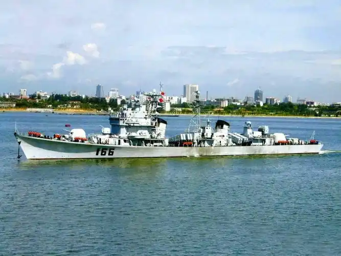 珠海号驱逐舰