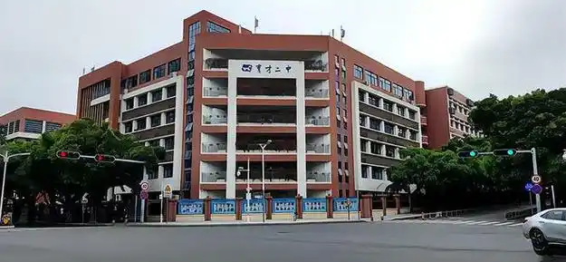 深圳蛇口【晗山悦海】即将清盘,所剩不多的南山现房豪宅!